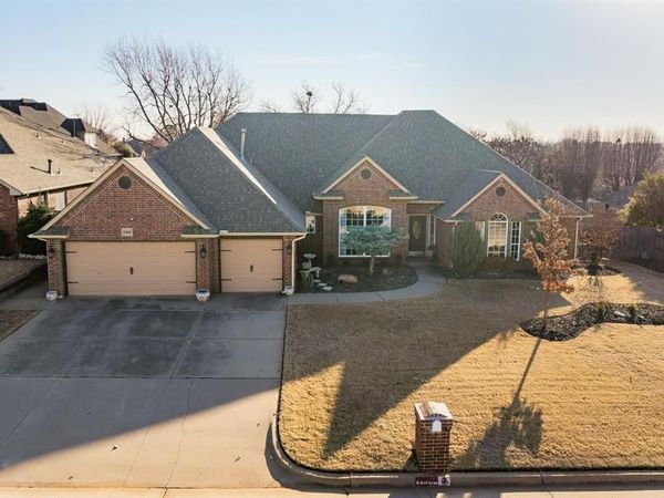 11008 Queenswick Drive, Oklahoma City, OK 73162