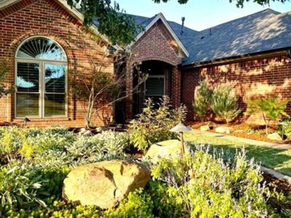 2021 Raineys Boulevard, Edmond, OK 73025