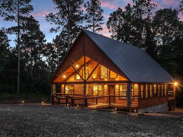 38 Rough Cut Circle, Broken Bow, OK 74728