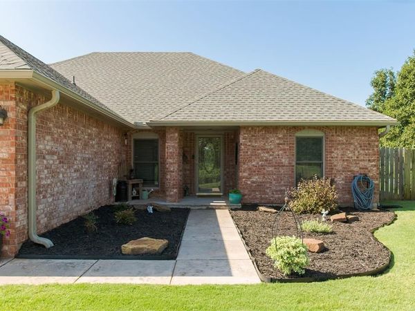 8751 W Simpson Road, Edmond, OK 73025