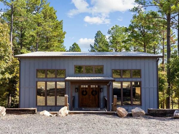 432 S Eagle Mountain Trail, Broken Bow, OK 74728