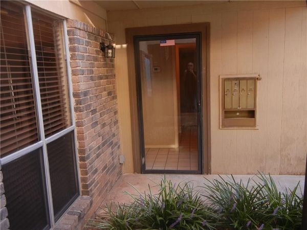 6552 N Meridian Avenue, Unit 105, Oklahoma City, OK 73116