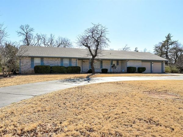 524 Sherwood Lane, Edmond, OK 73034