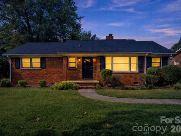 1227 Barkley Road , Charlotte, NC 28209