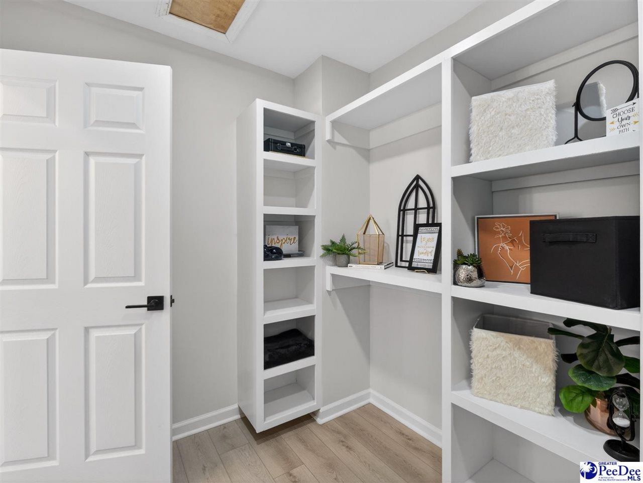 16 Lawton Cir Photo 39