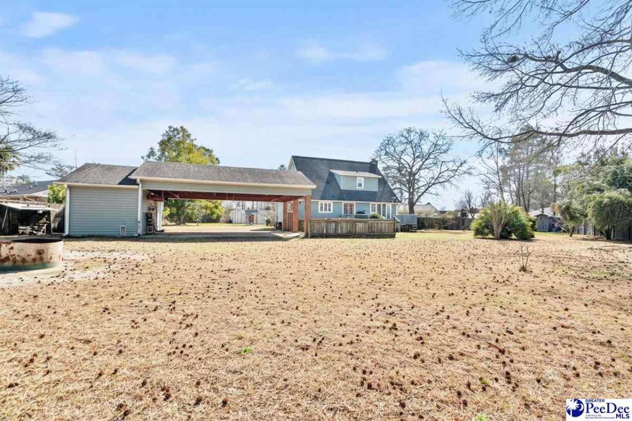 2001 Elanie Cir. Photo 23