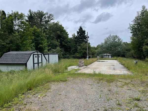 E 9858 Negilski Road, Munising, MI 49862
