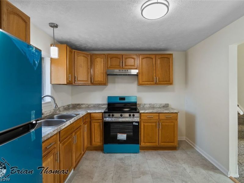 804 Carpenter Street, Akron, OH 44310 Photo 10