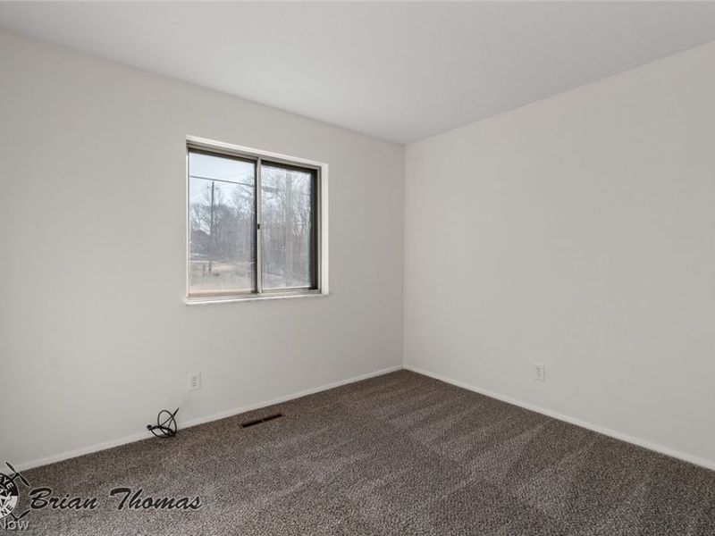 804 Carpenter Street, Akron, OH 44310 Photo 12