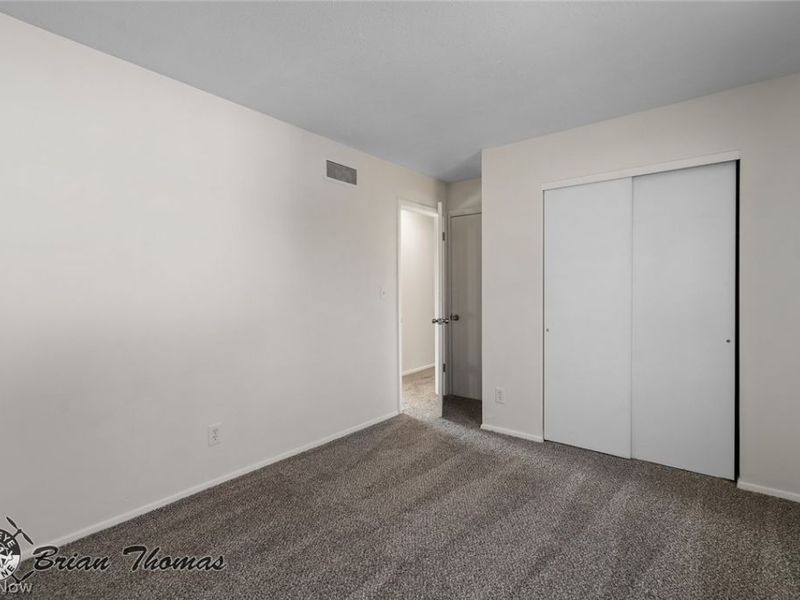 804 Carpenter Street, Akron, OH 44310 Photo 13