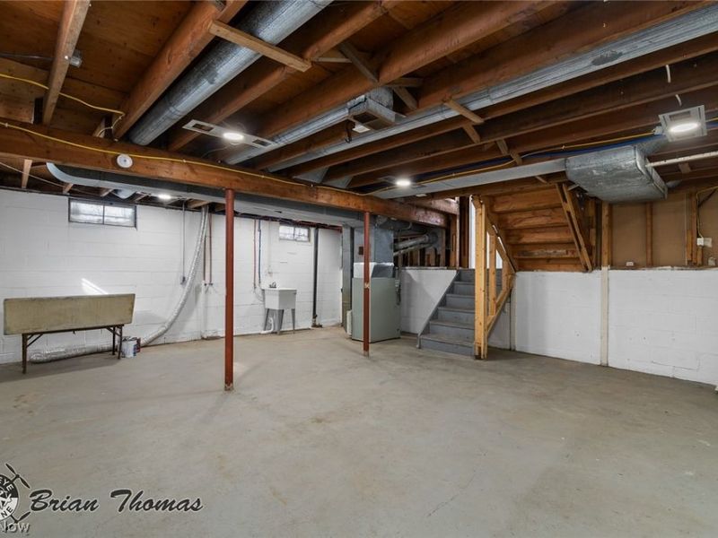 804 Carpenter Street, Akron, OH 44310 Photo 24