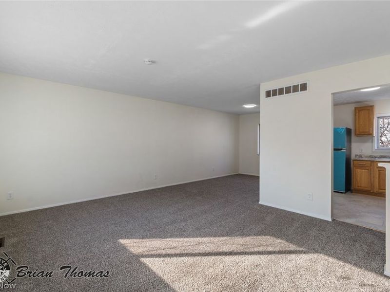 804 Carpenter Street, Akron, OH 44310 Photo 5