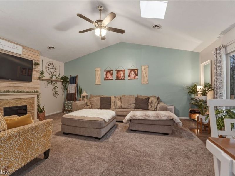 2204 Deer Run, Rock Creek, OH 44084 Photo 10