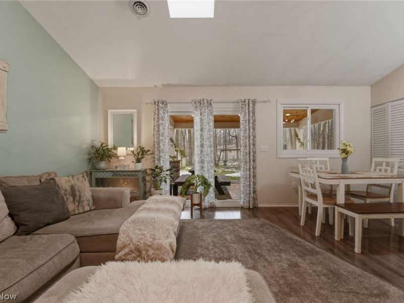 2204 Deer Run, Rock Creek, OH 44084 Photo 13