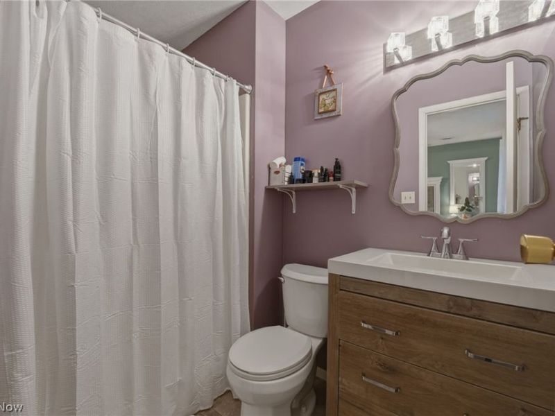 2204 Deer Run, Rock Creek, OH 44084 Photo 17