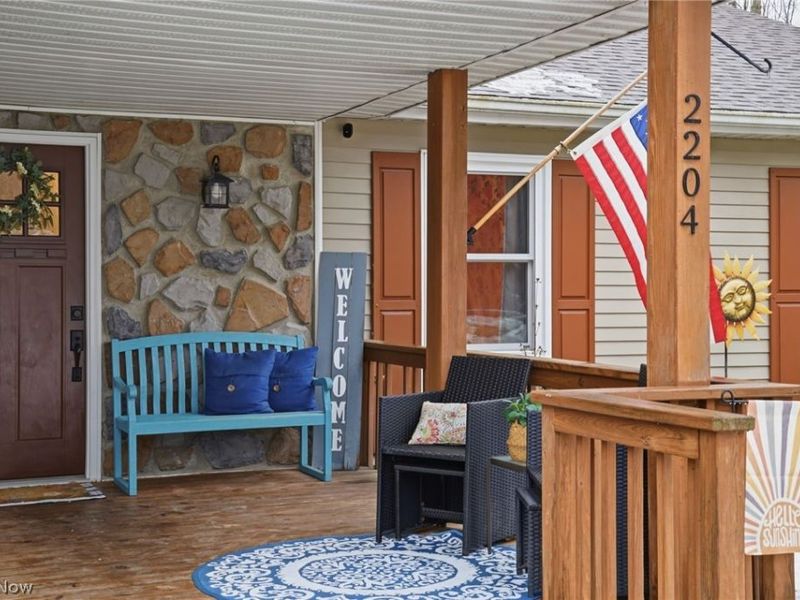 2204 Deer Run, Rock Creek, OH 44084 Photo 2