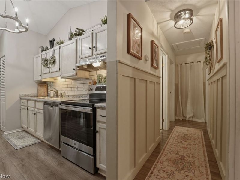 2204 Deer Run, Rock Creek, OH 44084 Photo 8