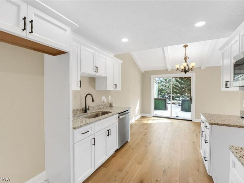 17639 Walnut Trail , Chagrin Falls, OH 44023 Photo 5