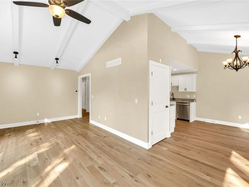 17639 Walnut Trail , Chagrin Falls, OH 44023 Photo 6