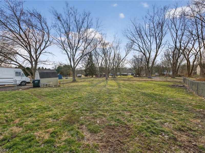 7651 Brownwood Avenue NW, Canal Fulton, OH 44614 Photo 16