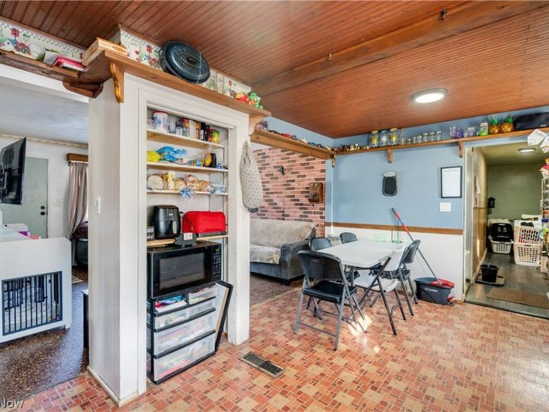 181 Yorkshire, Austintown, OH 44515 Photo 17