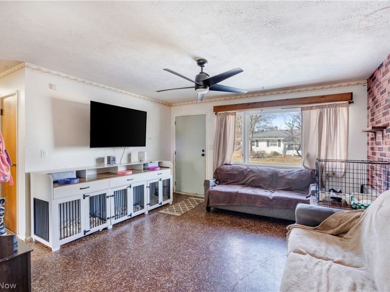 181 Yorkshire, Austintown, OH 44515 Photo 5