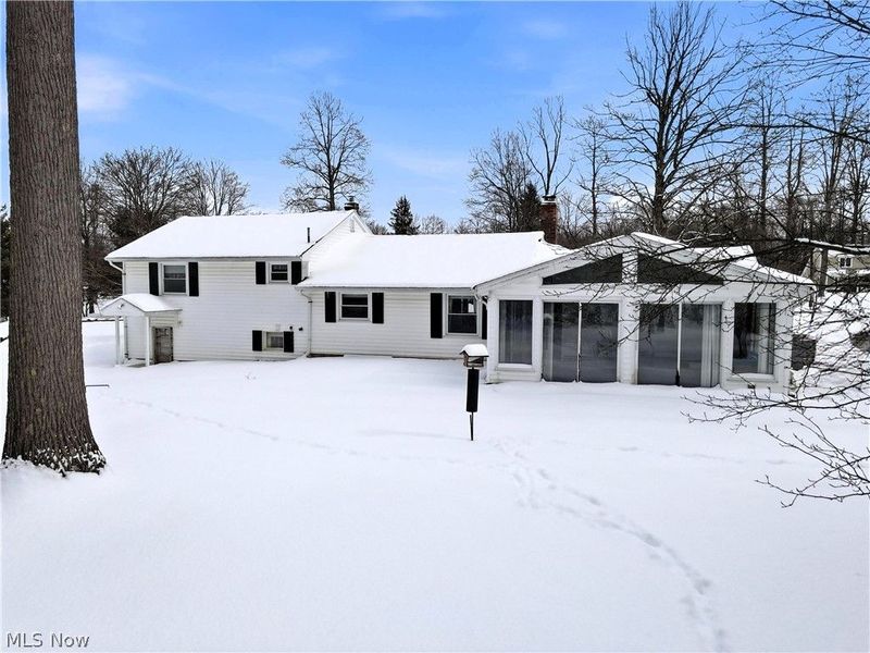 13394 Hickory Street, Chesterland, OH 44026 Photo 2