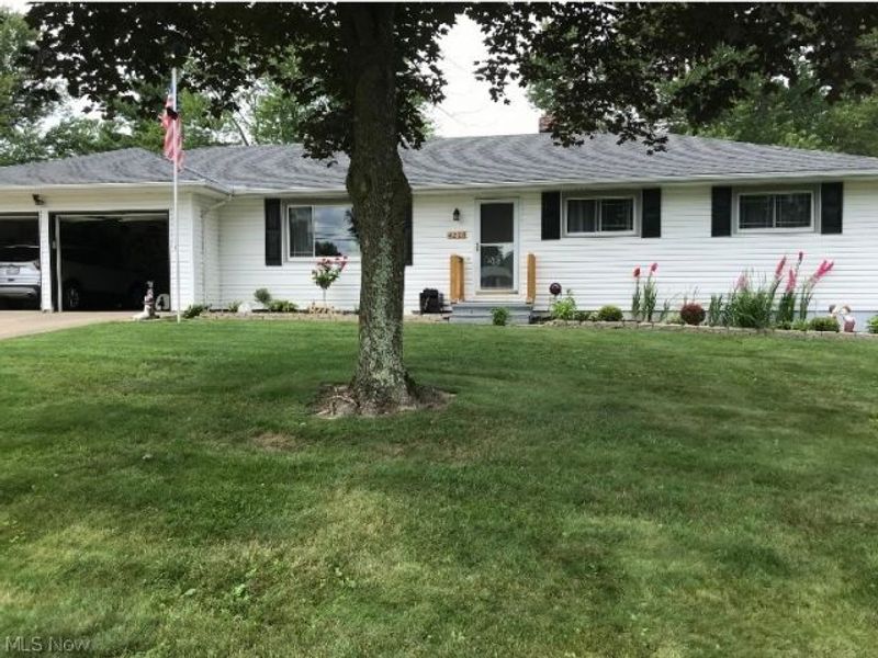 4223 Keller Hanna Drive, Brunswick, OH 44212 Photo 2