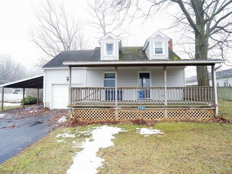 5581 E Calla Road E, New Middletown, OH 44442 Photo 1