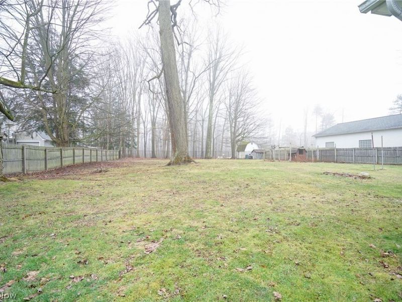 5581 E Calla Road E, New Middletown, OH 44442 Photo 18