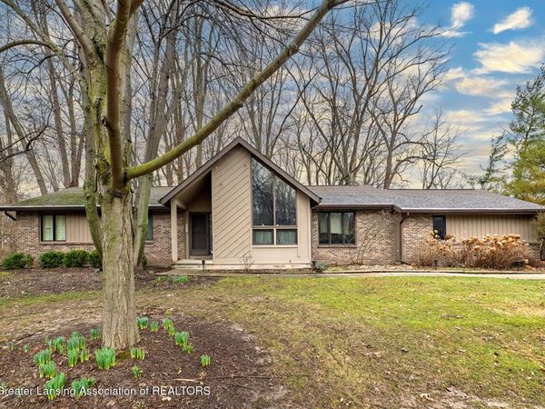 4845 Arapaho Trail, Okemos, MI 48864