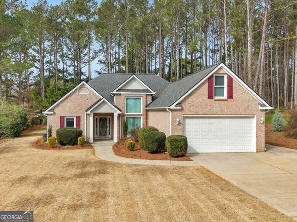 813 Clifton Ridge, Mcdonough, GA 30253
