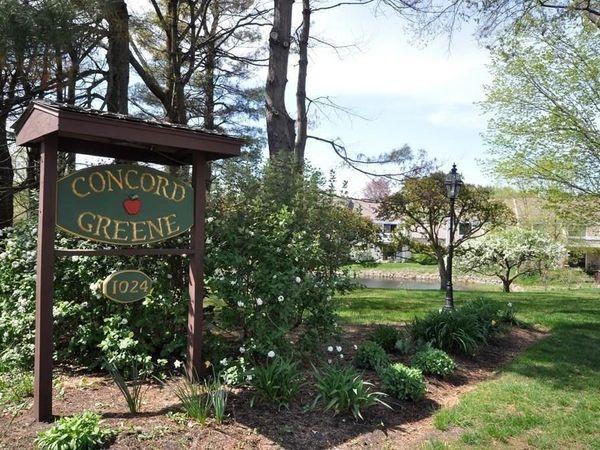 21 Concord Green, Unit 8, Concord, MA 01742