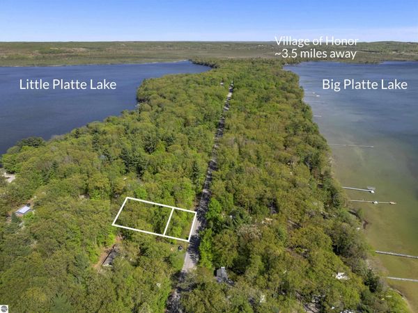 102 Poplar Avenue, Honor, MI 49640