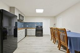 5062 Butler Street photo 4