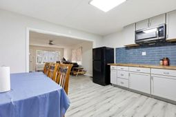 5062 Butler Street photo 4