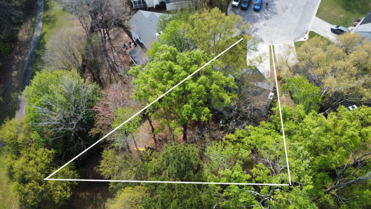 104 Grafton Way Photo 32