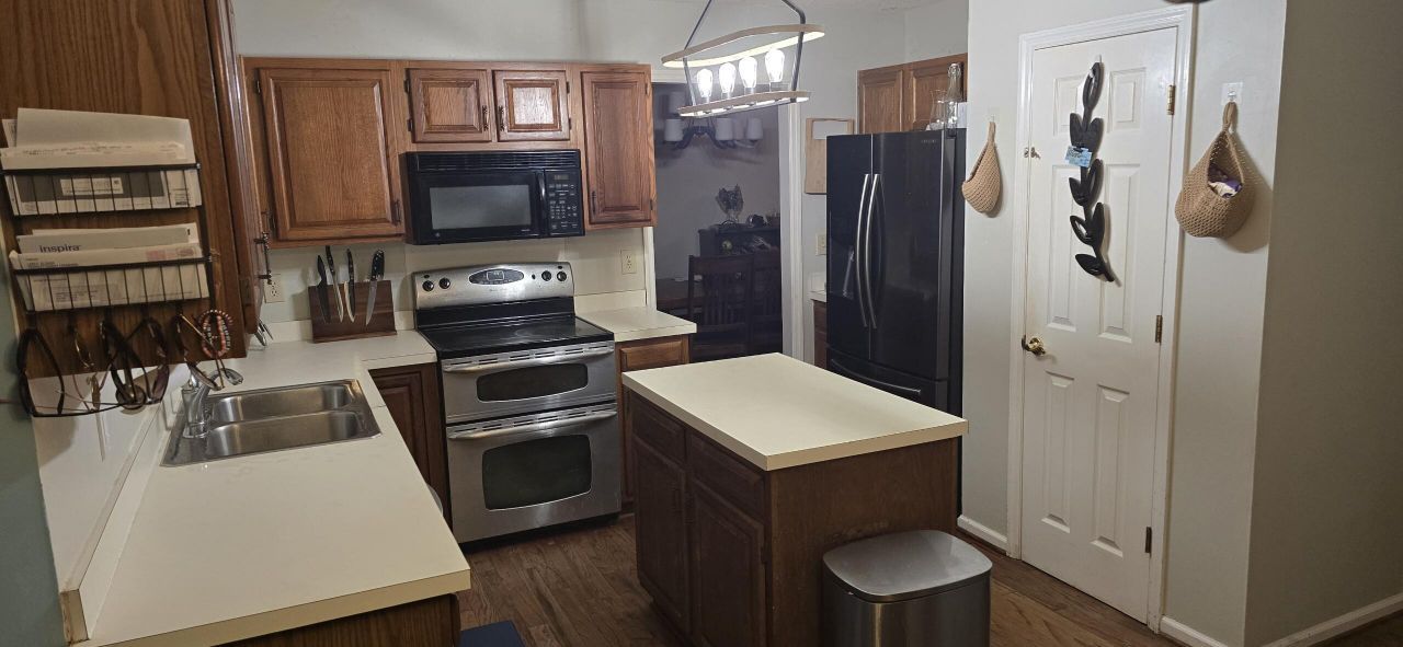 104 Grafton Way Photo 5