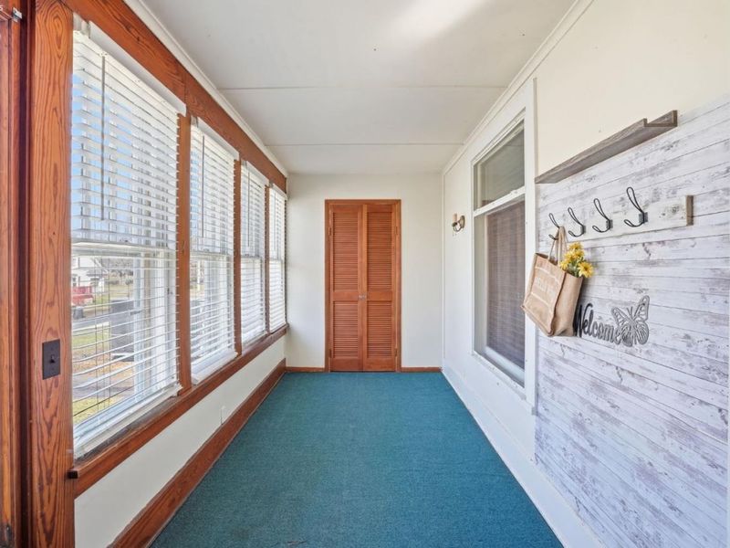 209 Pleasant Street, Bellevue, OH 44811 Photo 13