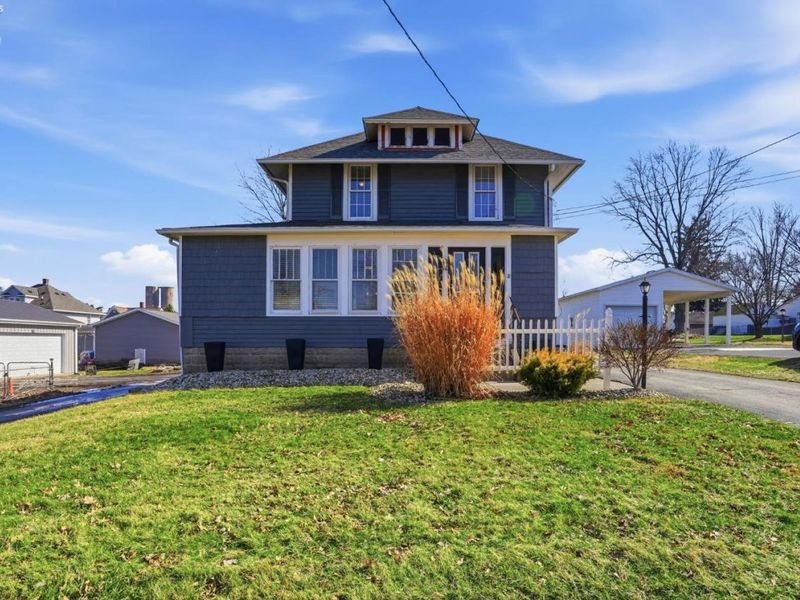 209 Pleasant Street, Bellevue, OH 44811 Photo 3