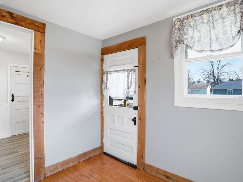 209 Pleasant Street, Bellevue, OH 44811 Photo 34