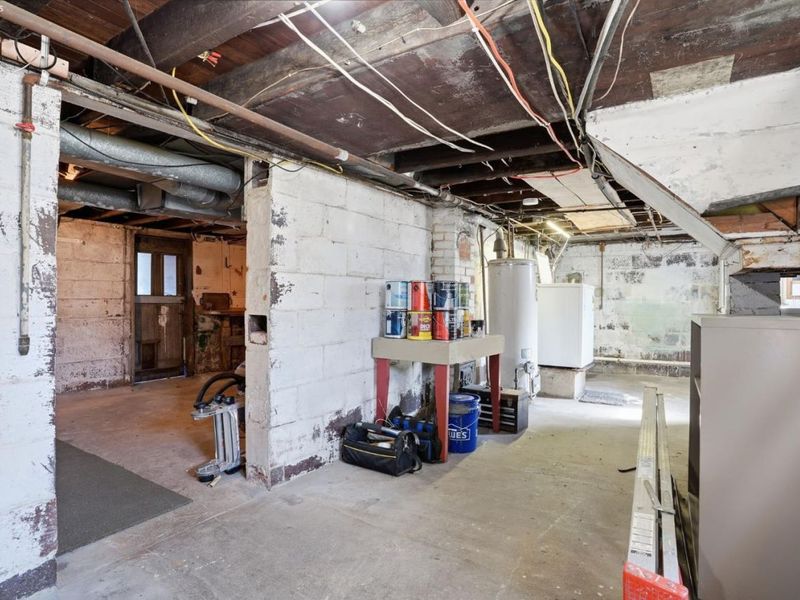 209 Pleasant Street, Bellevue, OH 44811 Photo 48