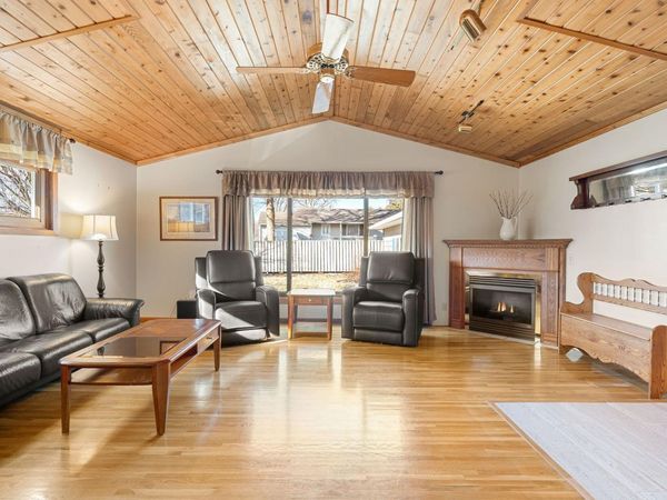 1912 2nd Avenue NW, Austin, MN 55912