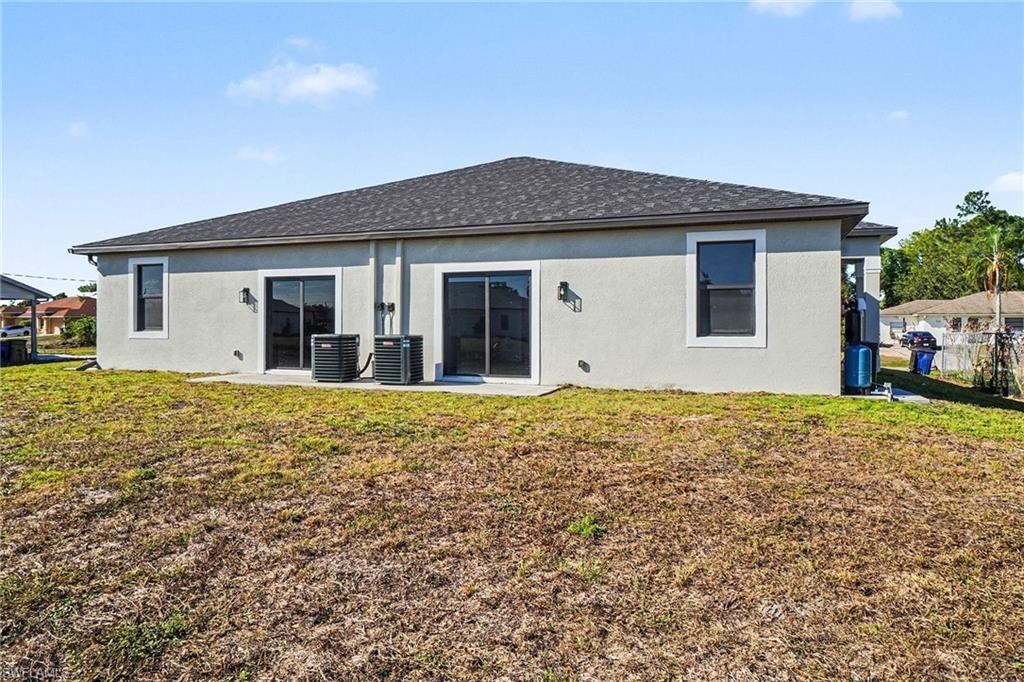 438/440 Charwood Ave S, Lehigh Acres, FL 33974 Photo