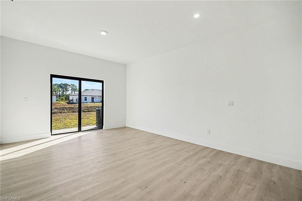 438/440 Charwood Ave S, Lehigh Acres, FL 33974 Photo