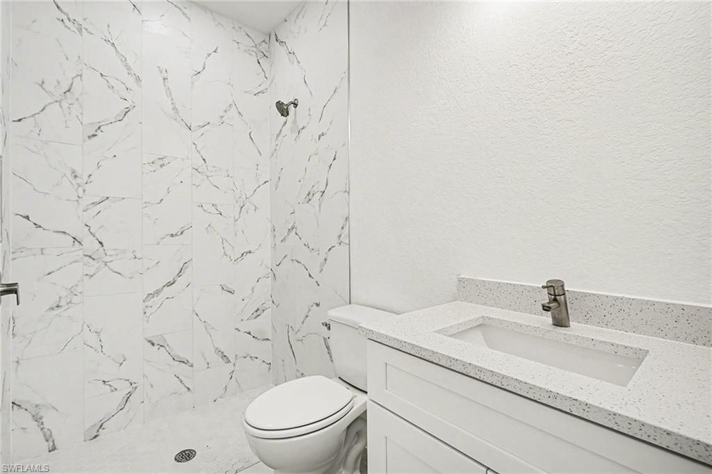 438/440 Charwood Ave S, Lehigh Acres, FL 33974 Photo