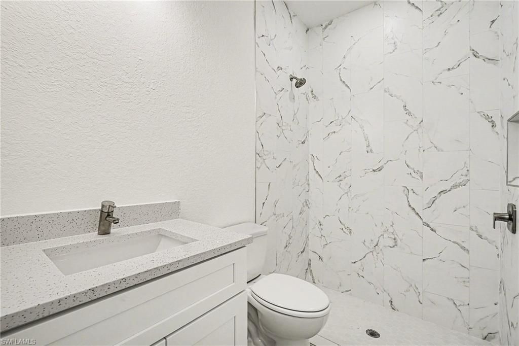 438/440 Charwood Ave S, Lehigh Acres, FL 33974 Photo