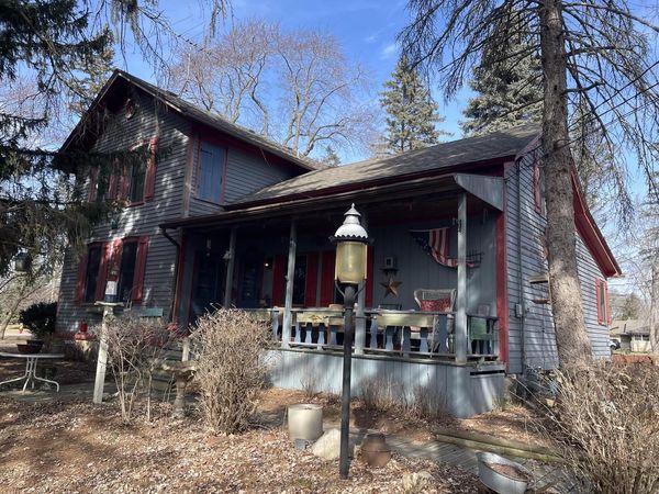 1320 E Oakwood ROAD, Oak Creek, WI 53154