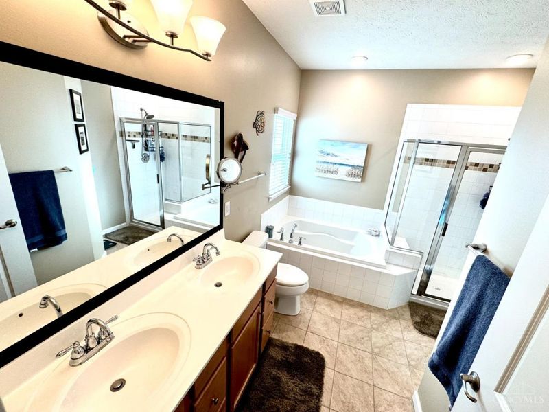 2854 Alysheba Court, Hamilton Twp, OH 45152 Photo 11