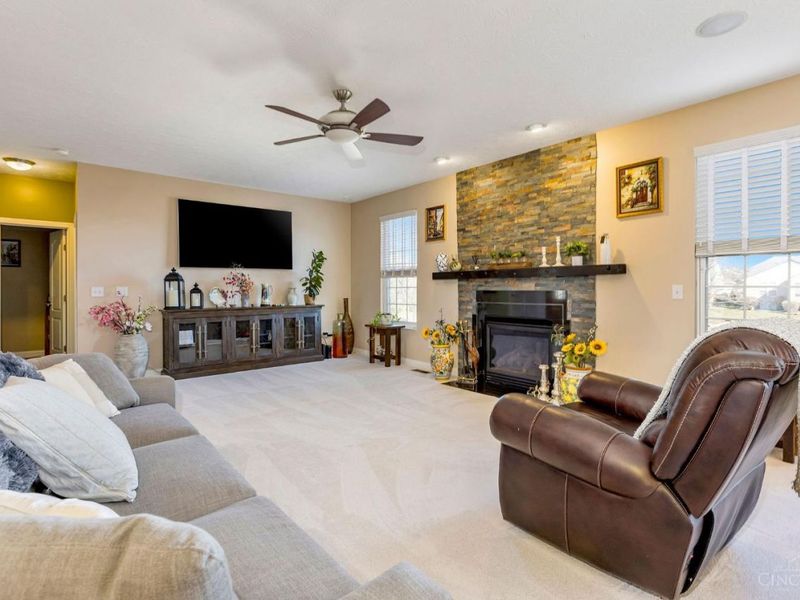 8060 Vegas Circle, West Chester, OH 45069 Photo 3